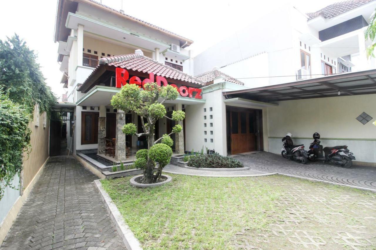 Reddoorz Plus @ Tegal Panggung Yogyakarta Exteriér fotografie